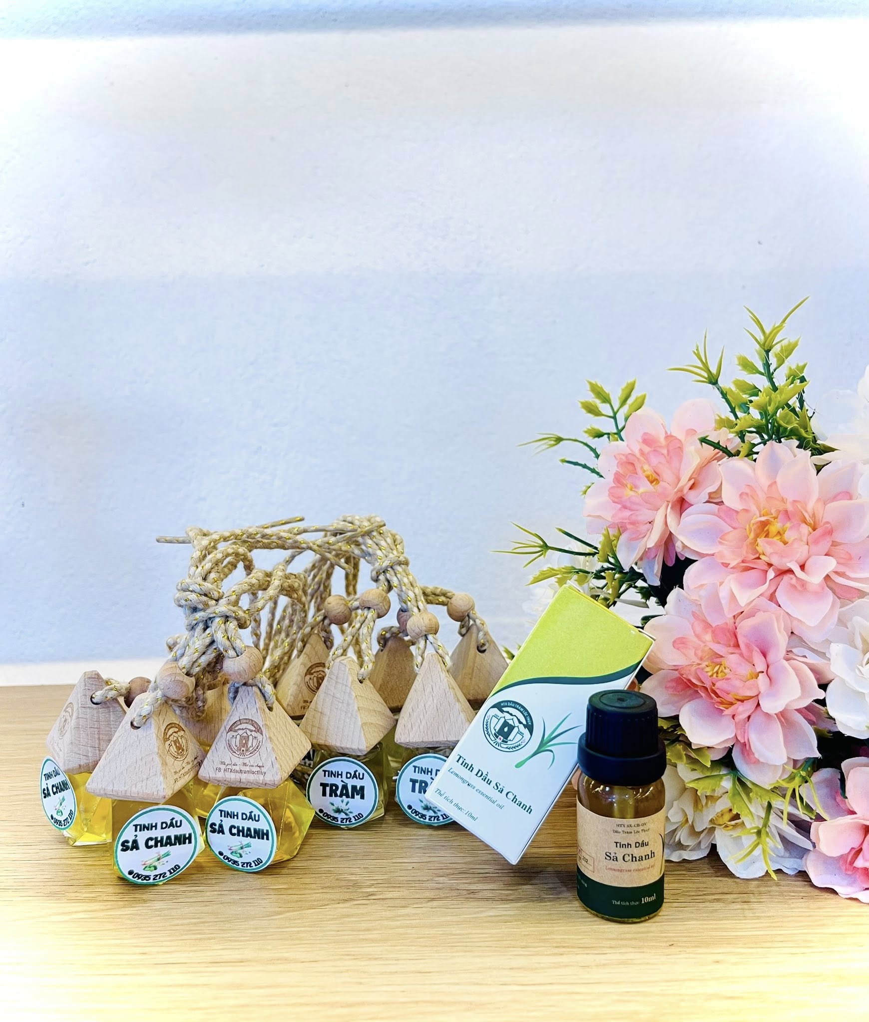 Tinh dầu xả chanh - Hợp Tác Xã Sản Xuất, Chế Biến, Dịch Vụ Dầu Tràm Xã Lộc Thủy